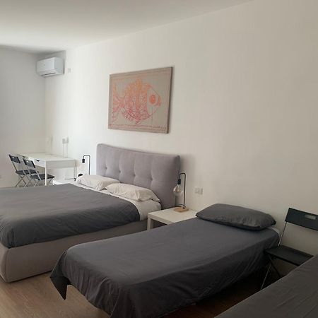 Ursino Castle Terrace Residence Catania Bagian luar foto